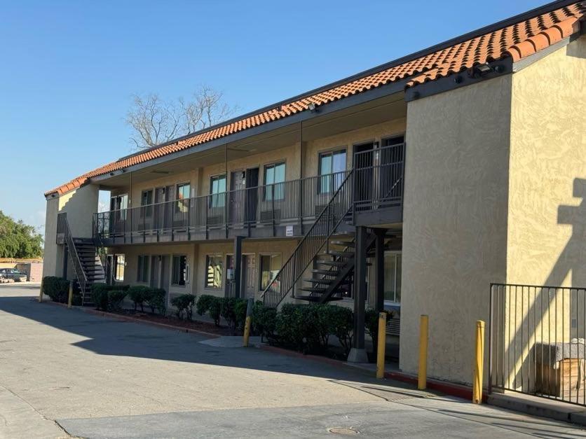 Baymont By Wyndham Bakersfield Hotel Kültér fotó